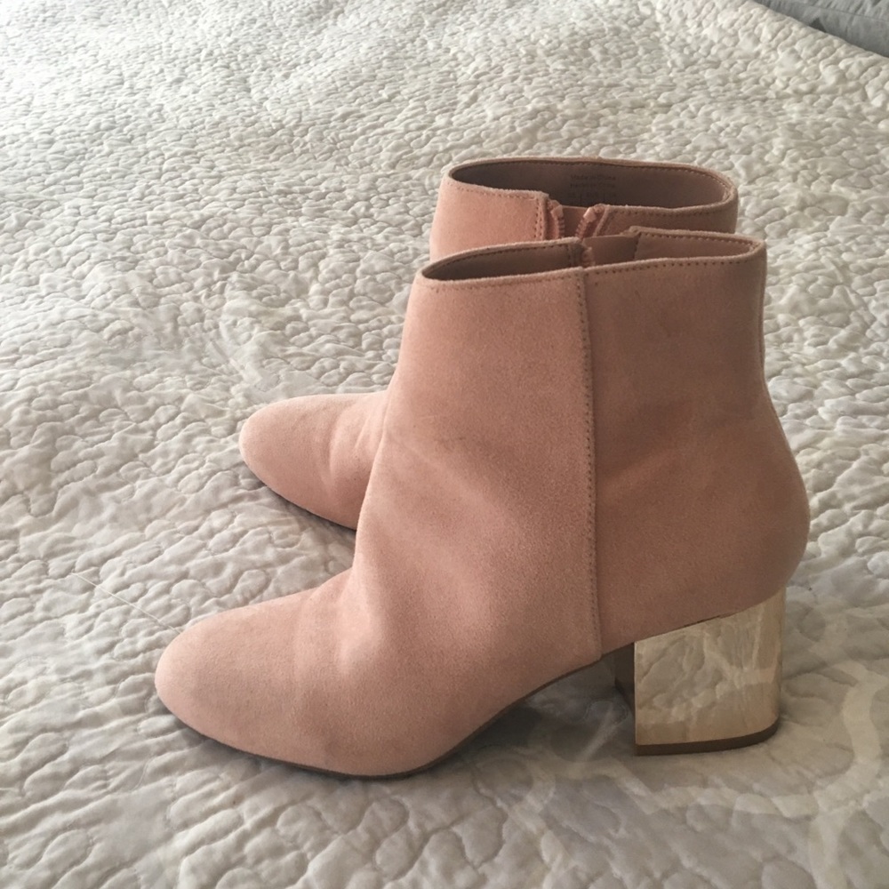 Aldo size 8 dusty pink booties